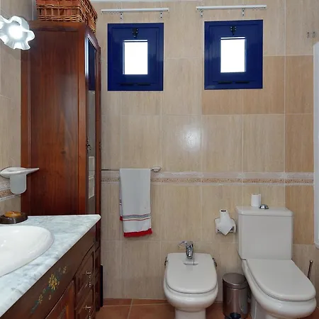 Atolon Main Center By Pvl *