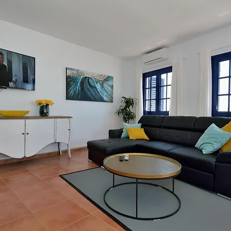 Atolon Main Center By Pvl